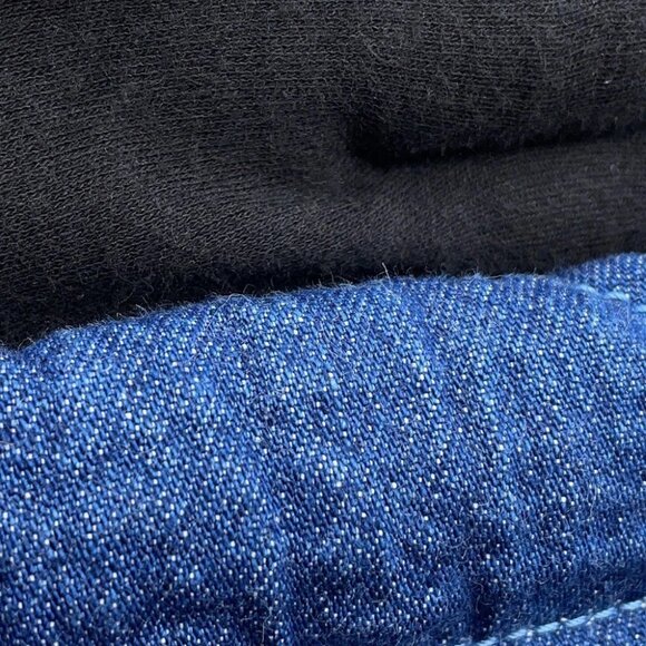 CHANEL CHANEL22 Handbag Size Mini Denim Blue - Picture 7 of 15